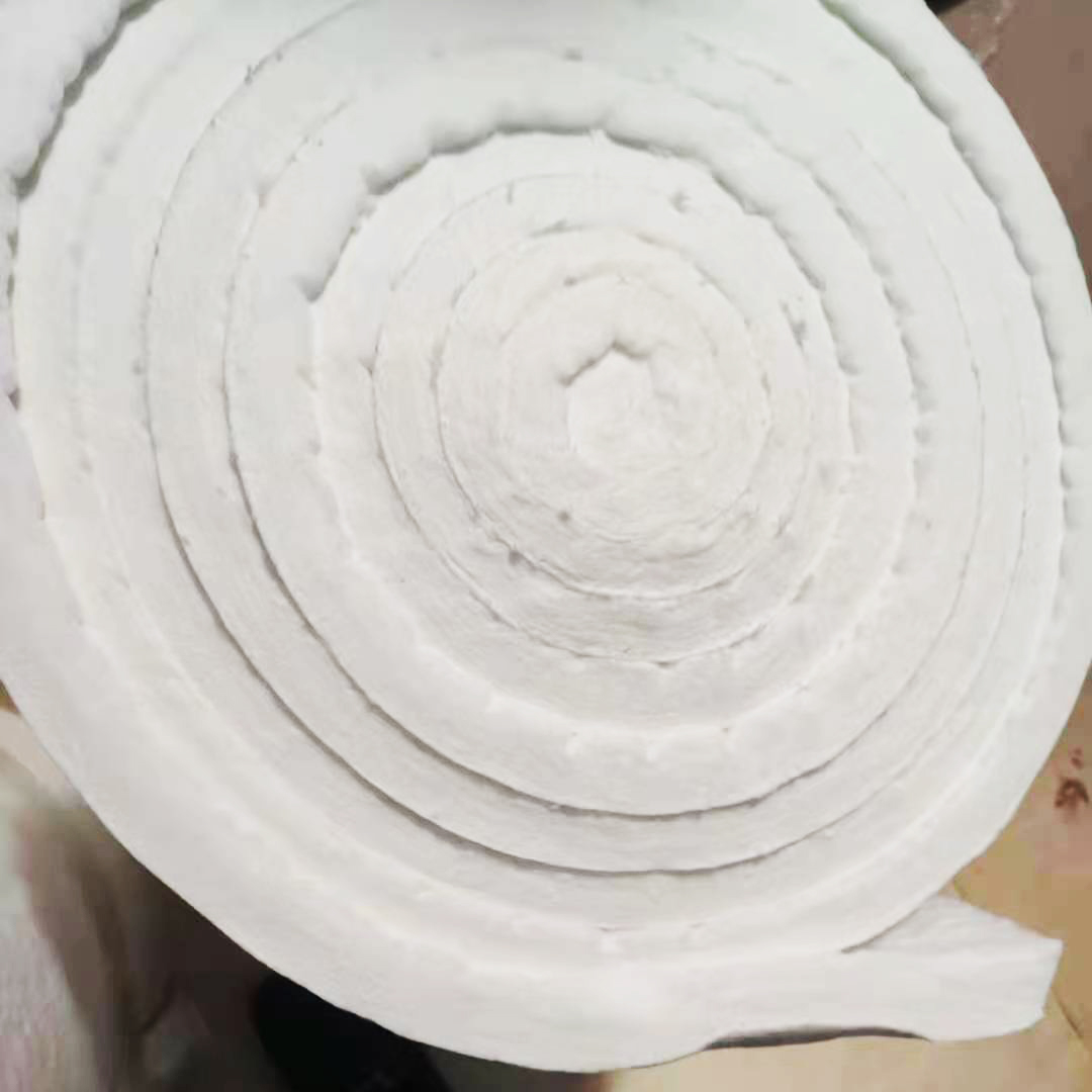 半標陶瓷纖維毯硅酸鋁纖維氈廠家出貨中